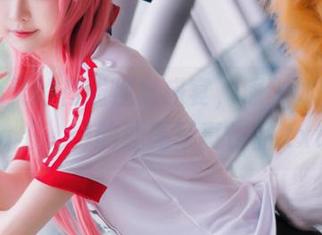 直击心灵的在线视觉盛宴，深入体验Yuna (윤아)的油亮写真作品.txt